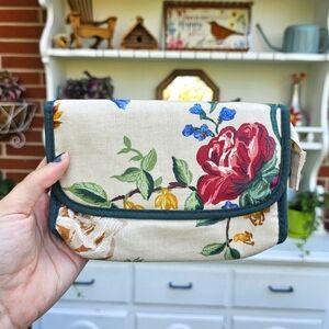 Vintage Elegant Floral Canvas Cosmetic Bag